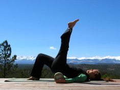 Foam Roller Bridge Step 